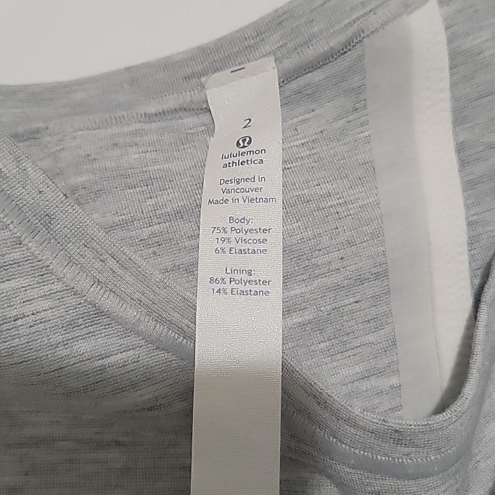 Lululemon Minimal Tank - Picture 10 of 10